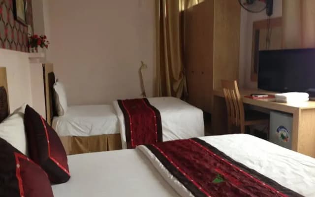 Red Sunset Hotel - photo 4