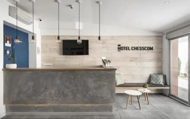 Chesscom Guesthouse - photo 2