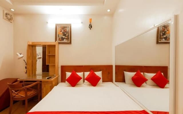 Lenka Hotel by OYO Rooms - photo 4
