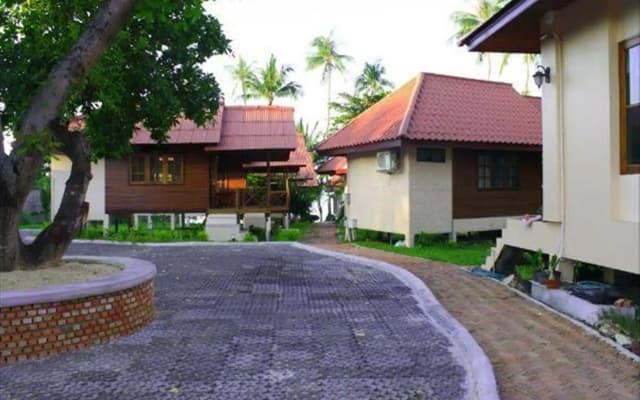 Dome Lay Beach Resort - photo 4