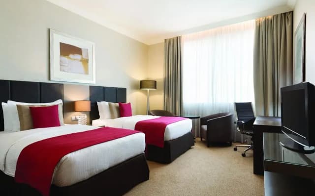 Ramada by Wyndham Abu Dhabi Downtown - photo 4