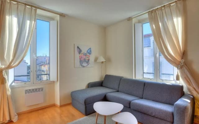 Lumineux Appartement- Carre d'or- Proche mer - photo 4