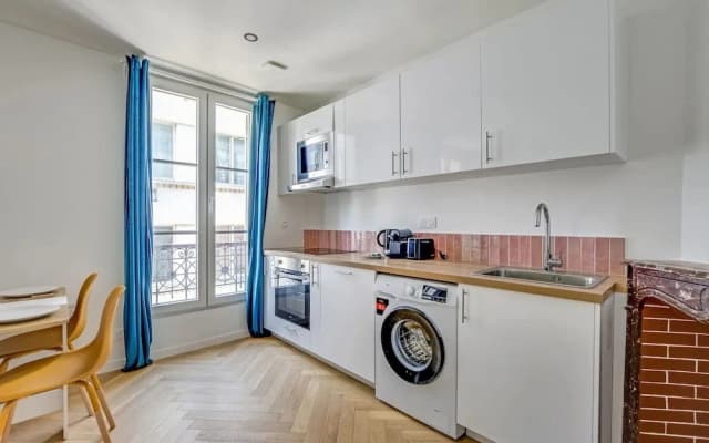 Modern Apartment - 1br/4p - 18 Arrd - photo 5