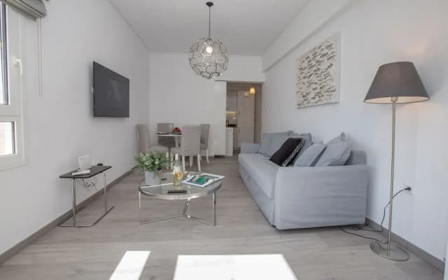 Beautiful apartment near Acropolis by GHH - photo 4