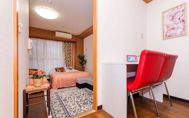 Nihonbashi Sunshine Apartment - photo 2