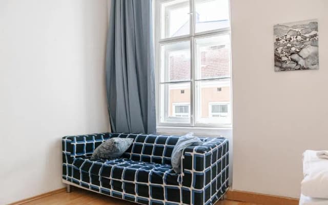 Central 3BR Shared Apartment - Bookable in Lockdown - photo 2