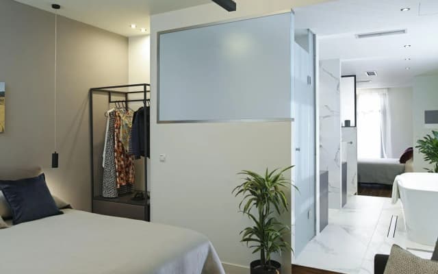 The Gem Society Boutique Hotel - photo 2