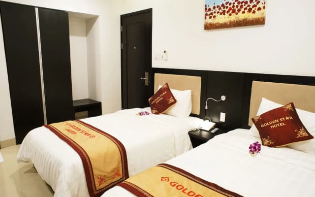Golden Star Hotel - photo 3