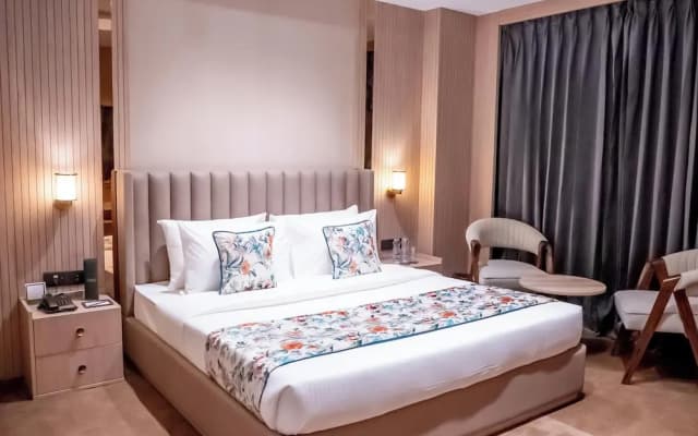 Aster Grand By Zenq Saket - photo 5