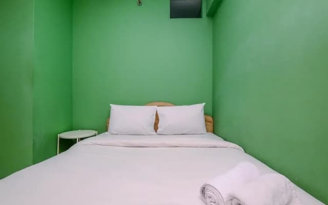 Minimalist And Cozy Style 2Br At Green Pramuka City Apartment - photo 4