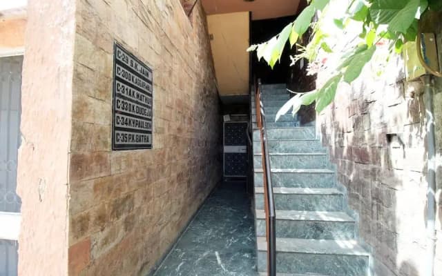 Polo Premier Guest House - photo 5