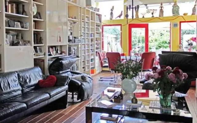 Xaviera Hollanders ''Happy House Bed & Breakfast'' - photo 2