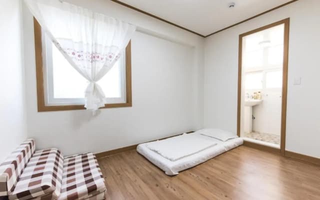 Kory Guesthouse - photo 2