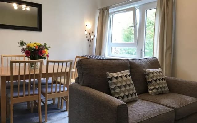 2 Chessels Court, Flat 3 - photo 4