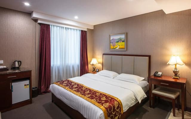 Megaboom City Hotel - photo 4