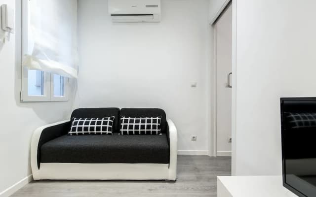 Apartamento Puerta de Toledo VIII - photo 2