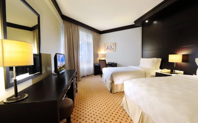 Hotel Borobudur Jakarta - photo 3
