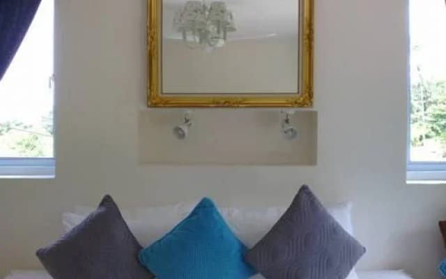 The Memories Holiday Home Beachside & Mini Zoo Samui Lamai - photo 2