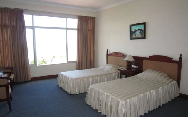 Halong Bay - photo 4