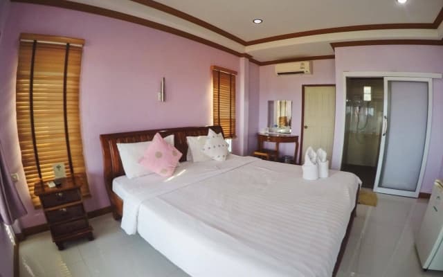 Baan Virog Koh Larn - photo 5
