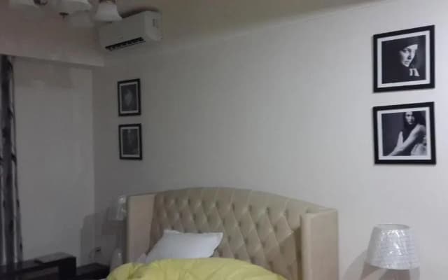 Honeymoon Hotel - photo 2