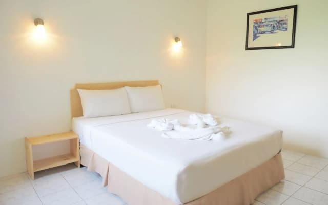 Siri Hotel Phuket - photo 4