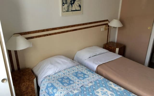 Hôtel Azur - photo 3