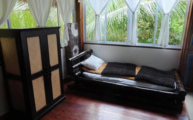 Pap's Place - photo 2