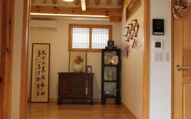 Sky Guesthouse - photo 4