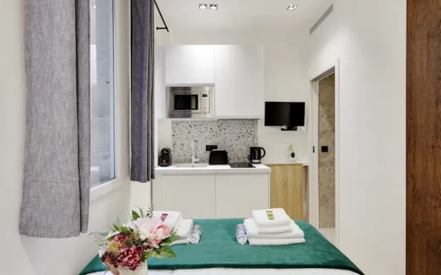 Intimate Studio - 2P - Bonne-nouvelle - photo 2