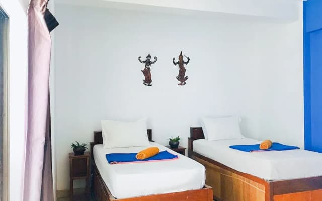 G&Z Plan B Hostel - photo 5
