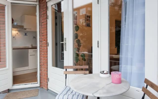B&B West City Amsterdam - photo 5