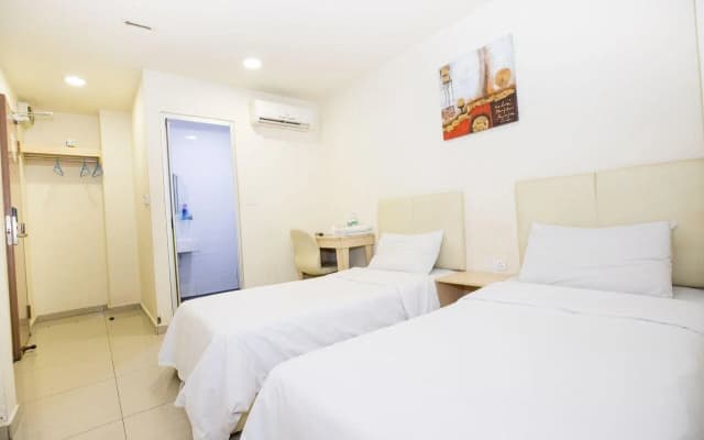Charisma Hotel - photo 5