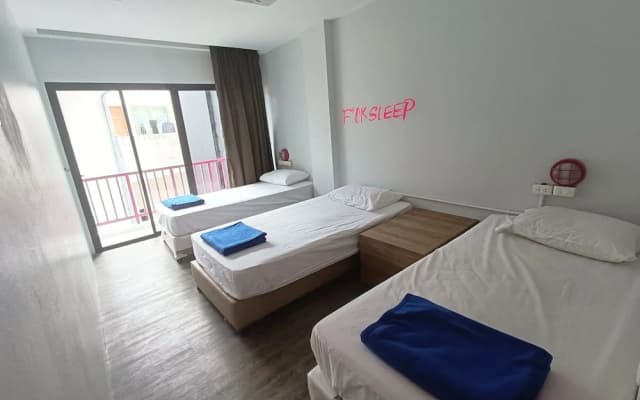 Slumber Party Surf Kata Phuket - photo 4