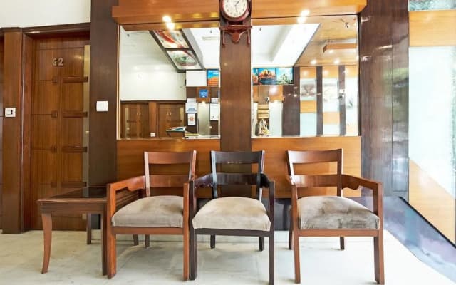 Capital O 312 Hotel Aster Inn - photo 2