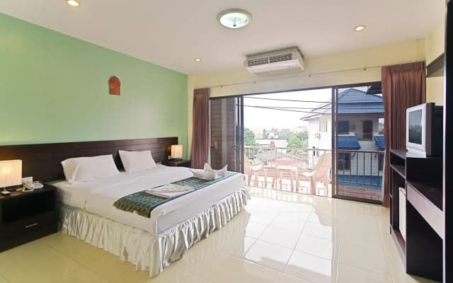 Absolute Guesthouse Phuket - photo 3