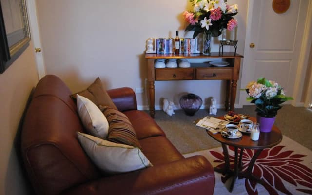 Meurants Manor Bed and Breakfast - photo 2