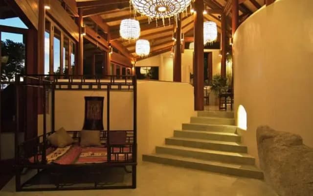 Villa Waterfall - photo 2