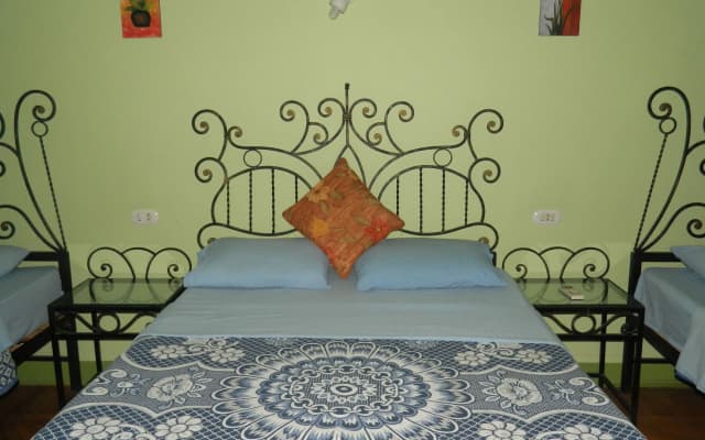 Bella Luna Hotel - photo 4