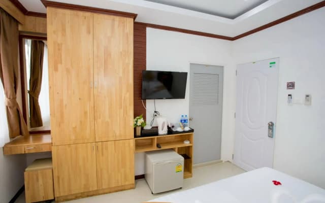 OYO 996 Phunara Residence - photo 5