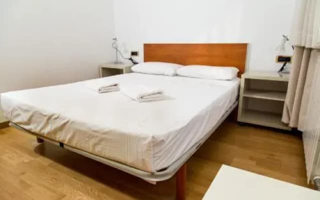 Apartamentos City Beach - photo 4