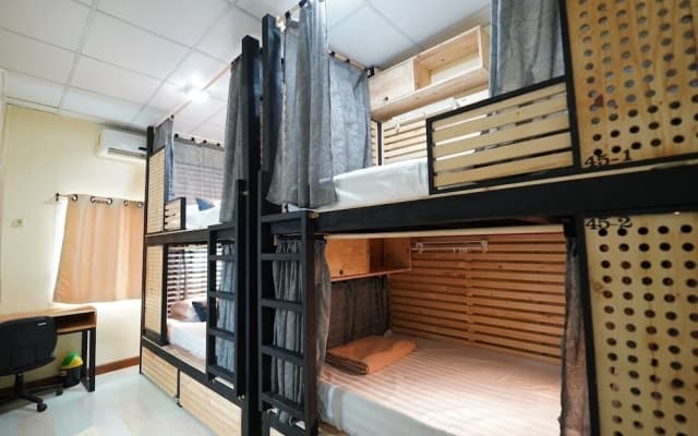 EZ Sleep at Ratchada 19 - photo 2