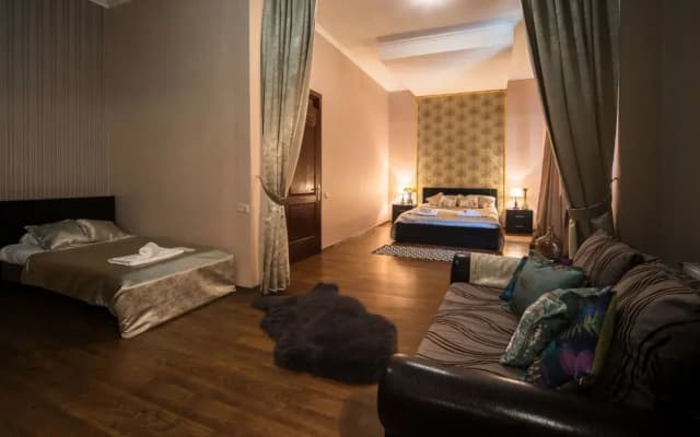Gold Star Hotel - photo 5