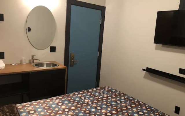 Europa Hostel - photo 2