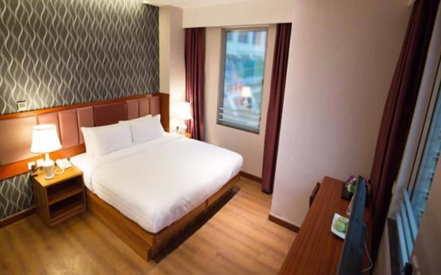 Metro Winner Hotel - photo 3