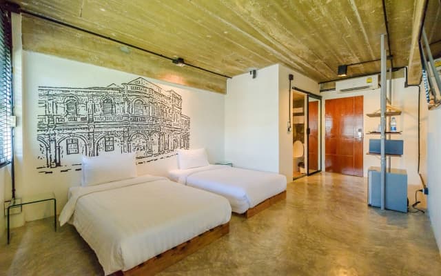 Quip Bed & Breakfast Phuket Hotel - photo 3