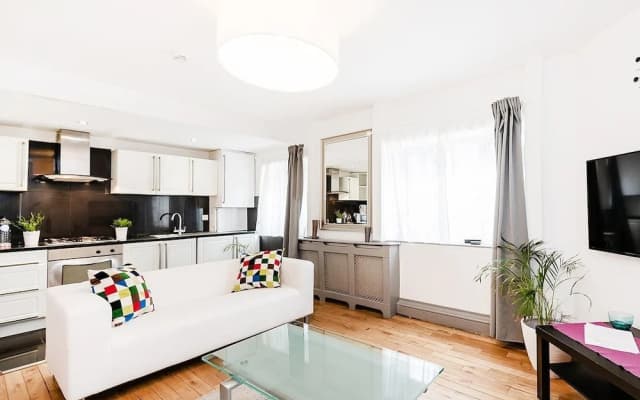 Cave Apartments - photo 5