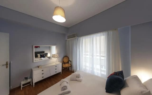 Spacious 3 Bedroom apt near Acropolis museum - photo 5