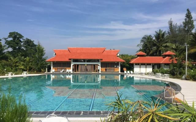 Benum Hill Resort - photo 3