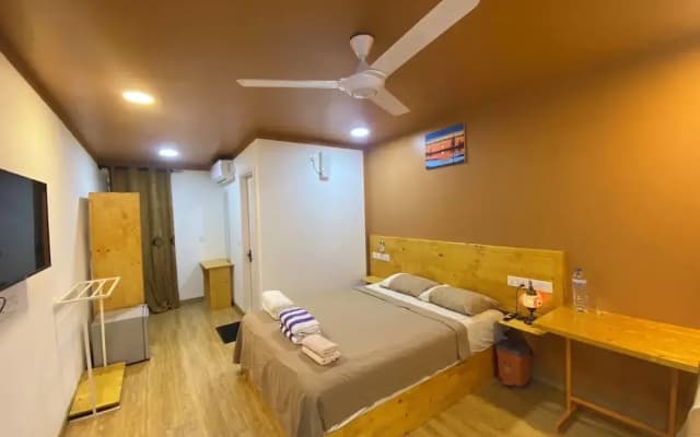 Ever Blue Guest House - photo 2